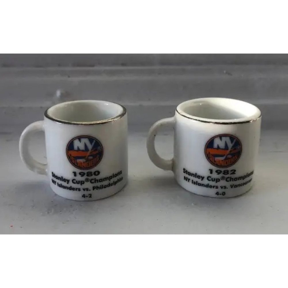 Vintage Cup Crazy mini porcelain cups
